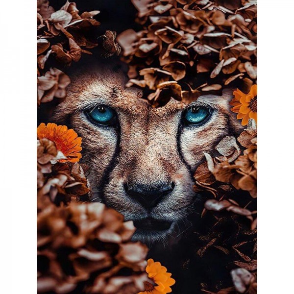 Gepard im Laub