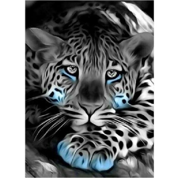 Schwarzer und weißer Leopard