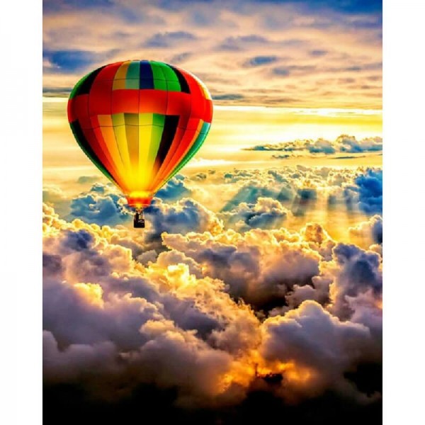 Ballon über Wolken
